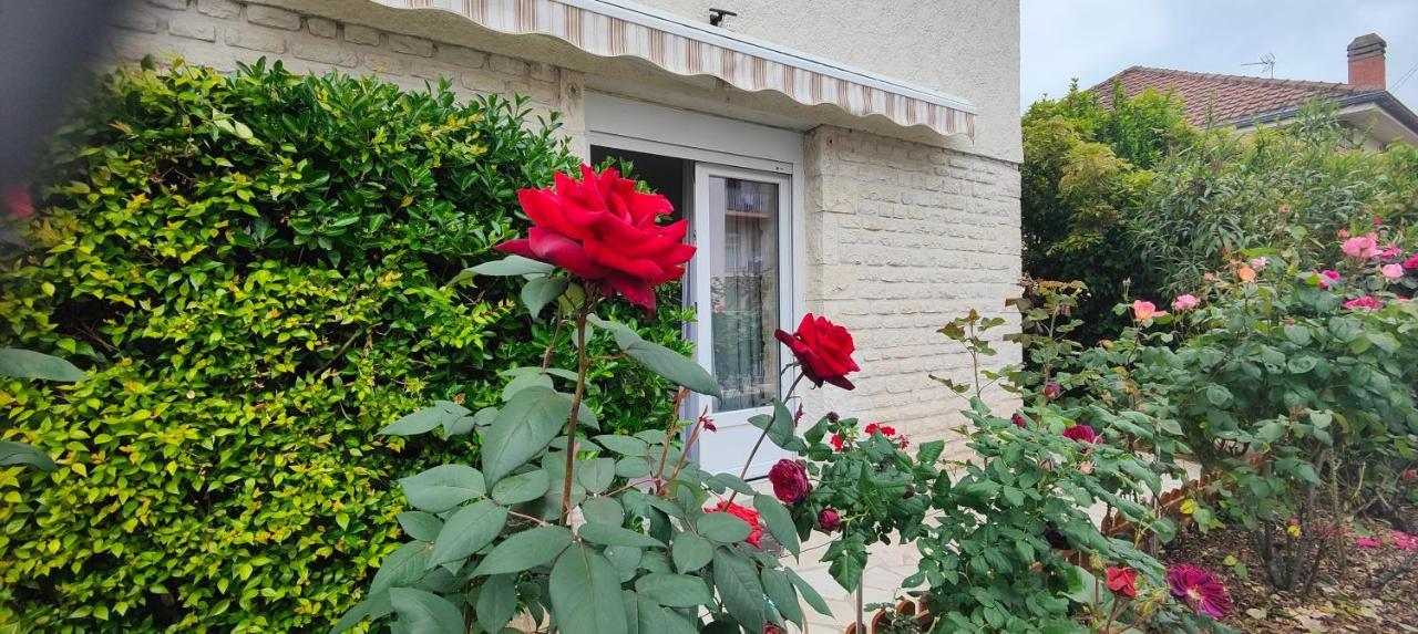 Le Petit Paradis Brive-la-Gaillarde Bagian luar foto